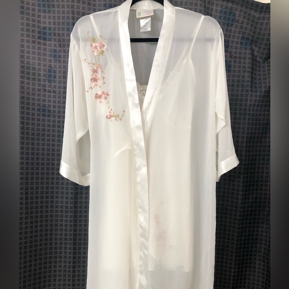 California dynasty coquette mini slip nightgown and robe - Picture 10 of 11